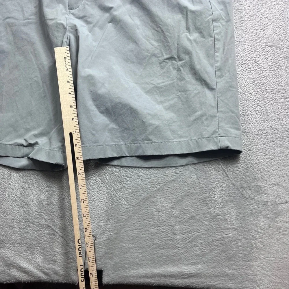 Vineyard Vines On The Go Shorts Mens 40 Gray Performance Cotton Blend Stretch